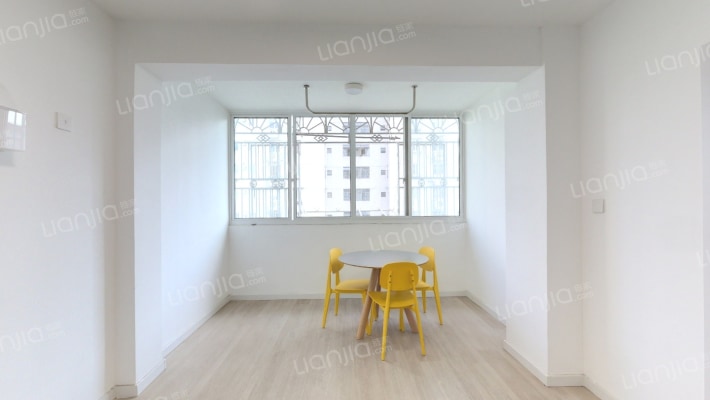 千鹤小区二手房实景图