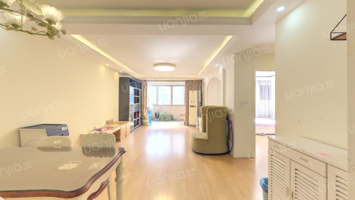 朝霞新苑二手房实景图