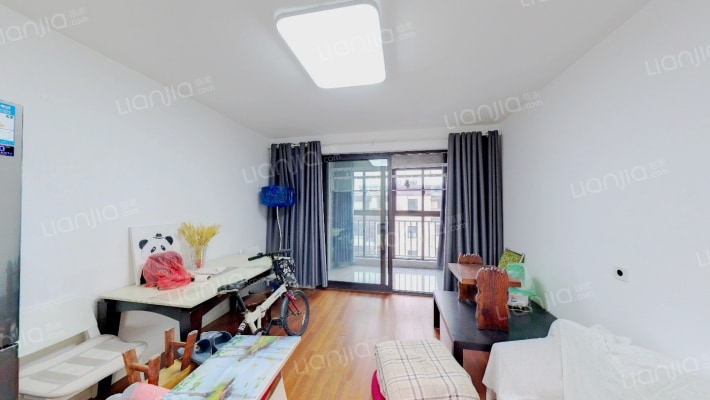 隆豪翡翠星城二手房实景图