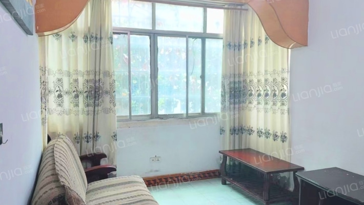 公路公司宿舍院落二手房实景图