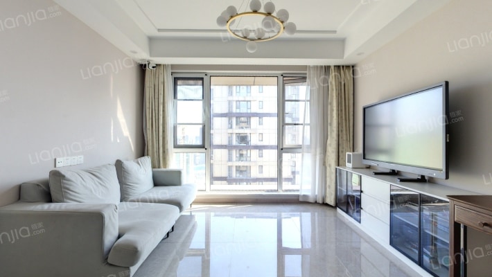 铂金名筑二手房实景图