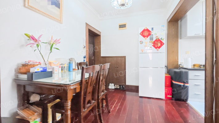 齐八小区二手房实景图