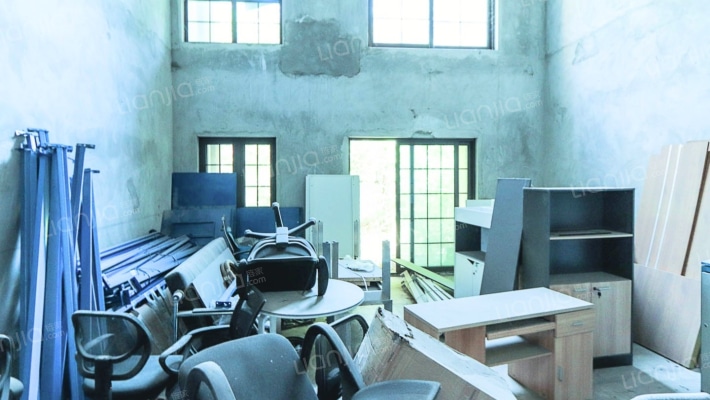 融创尊爵堡二手房实景图