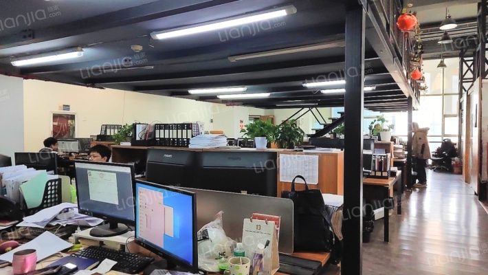 九五商务大厦二手房实景图