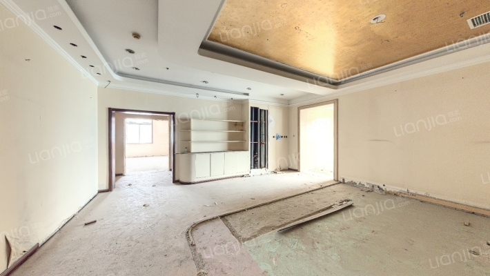 美东国际二手房实景图