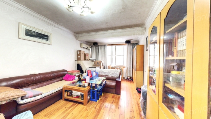 发改委宿舍二手房实景图