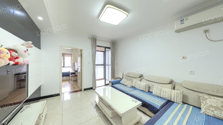 钱隆首府二手房实景图