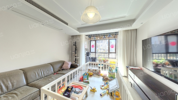 新城·樾府二手房实景图