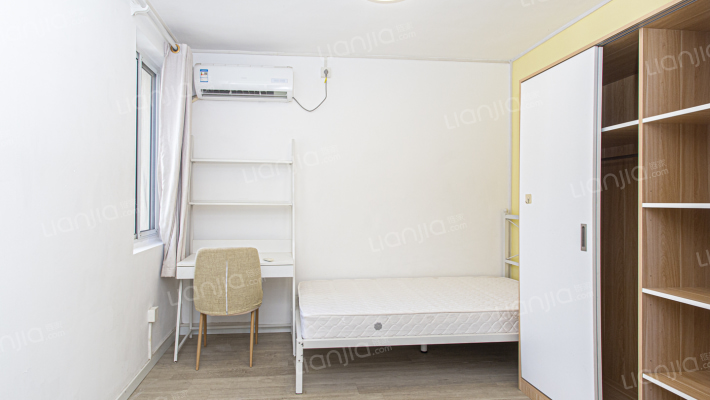 龙南三四村二手房实景图