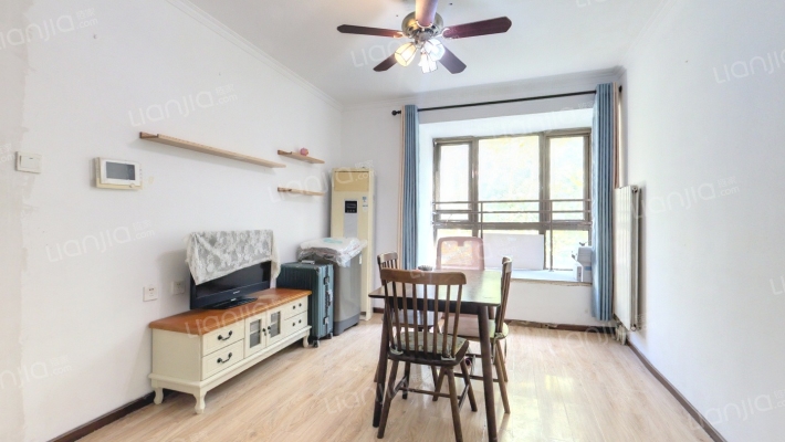 珠江拉维小镇二手房实景图