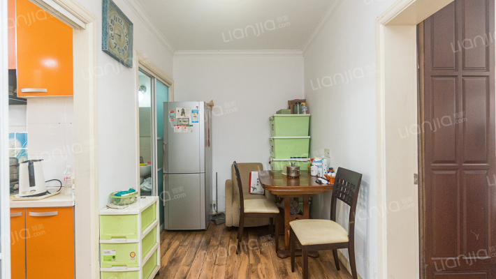 凌高小区二手房实景图