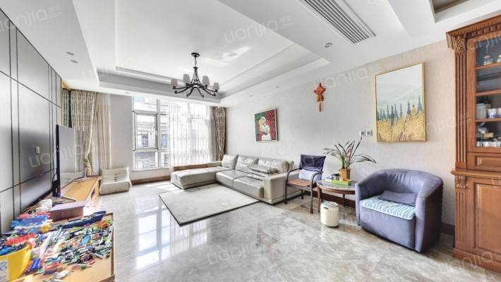 绿地海珀风华(别墅)二手房实景图