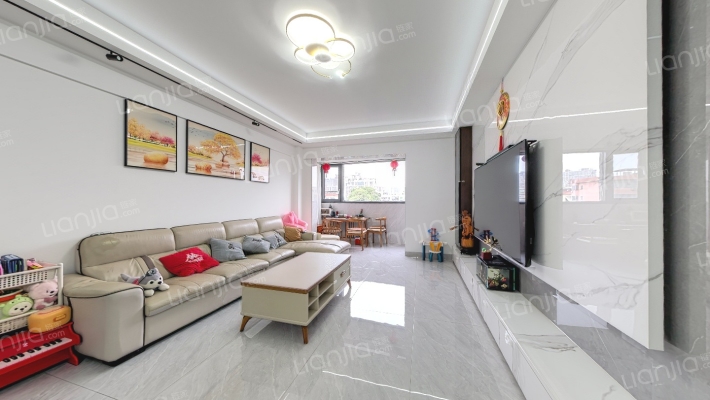 兴阁里小区二手房实景图