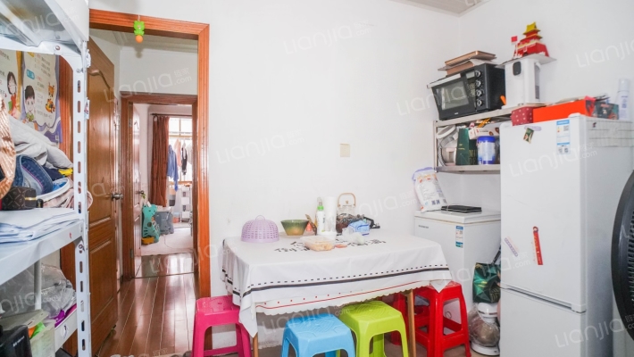 人民新村二手房实景图