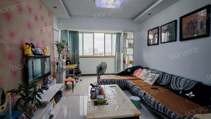嘉皇小区二手房实景图