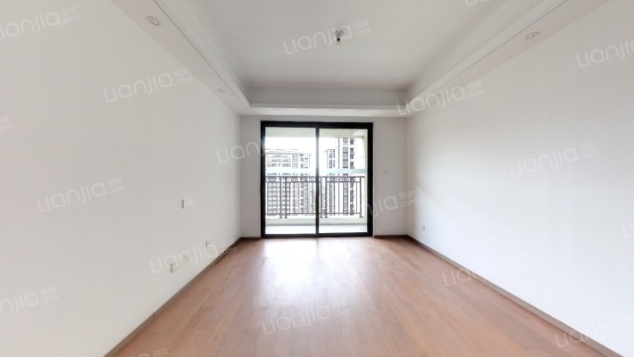 建发天镜湾二手房实景图