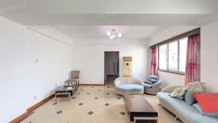 水晶花园二手房实景图