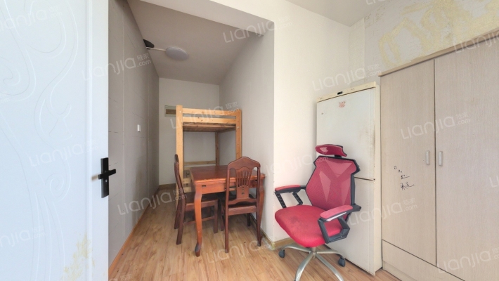 浦泰和天下一期二手房实景图