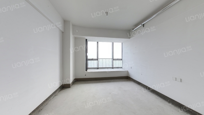 财富时代广场二手房实景图