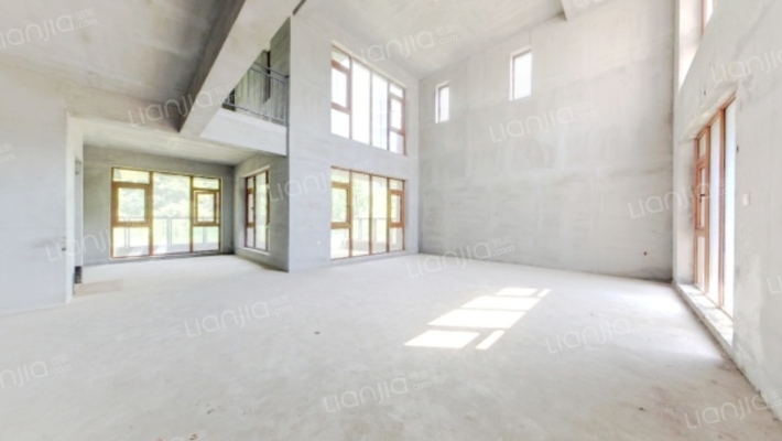 华侨城墅区三期二手房实景图