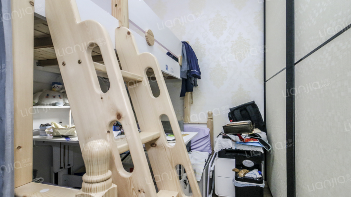 长新小区(长宁)二手房实景图