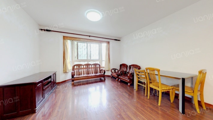 石桥路151号二手房实景图