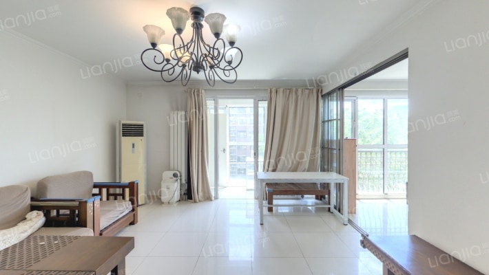 珠江国际城八区二手房实景图