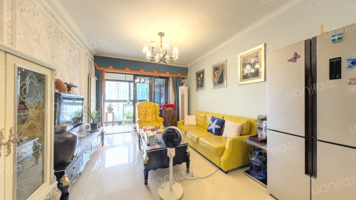 绿地腾飞公馆二手房实景图