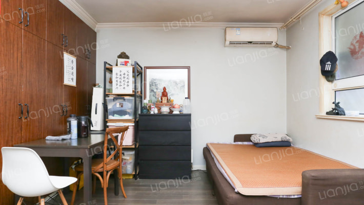 海杨公寓二手房实景图