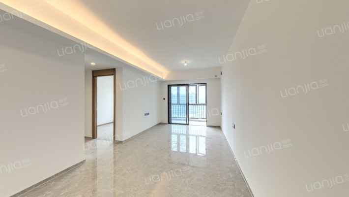 招商·保利依城大观二手房实景图