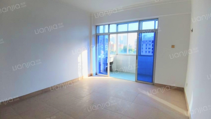 信发楼二手房实景图