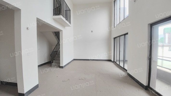 天辰雅墅二手房实景图