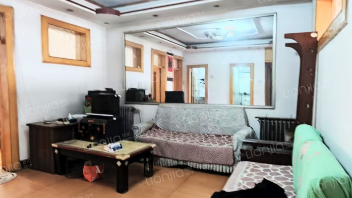 企业局宿舍二手房实景图