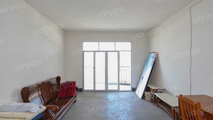 安庆路533号二手房实景图