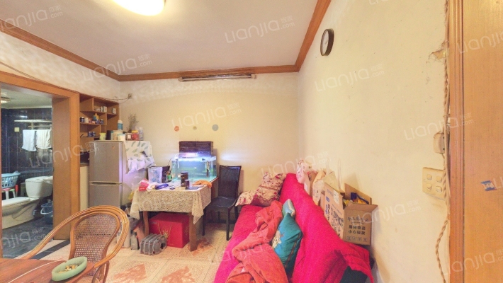 乔港路11弄二手房实景图