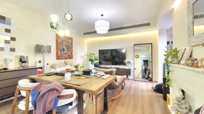 天山怡景苑二手房实景图