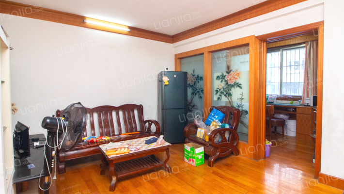 朱方路233号二手房实景图