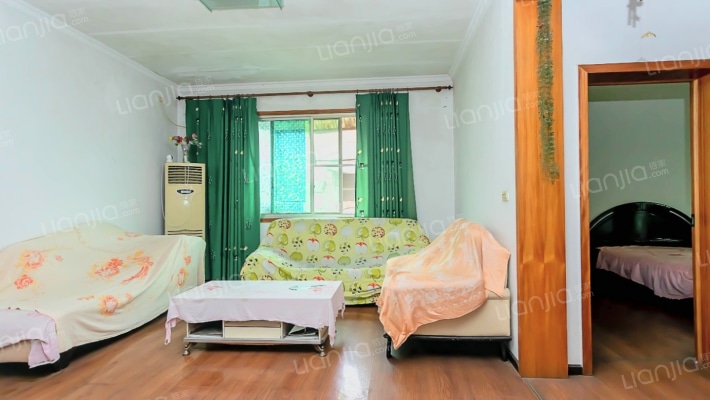 狮龙花园B区二手房实景图