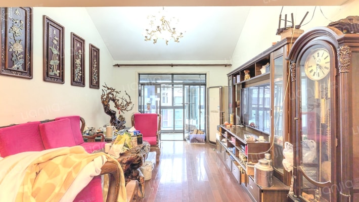 新时代花园二手房实景图