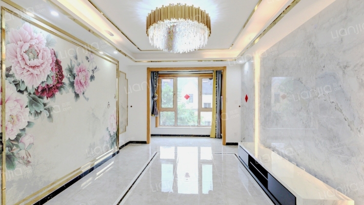 顶秀美泉小镇A区二手房实景图