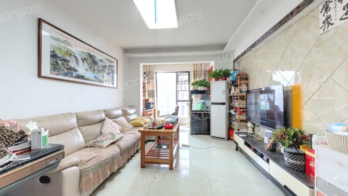 东城港二手房实景图