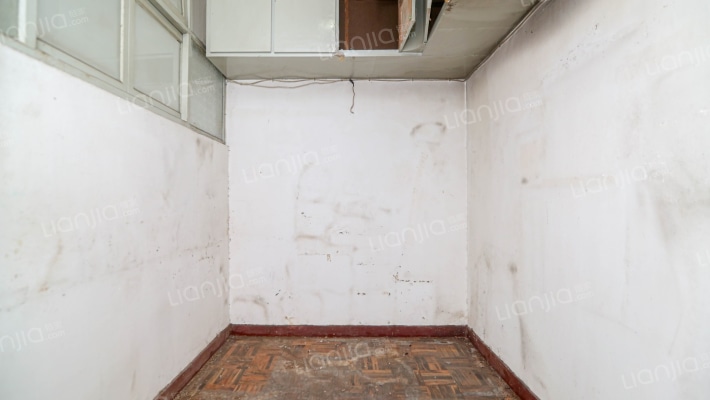 海运新村二手房实景图