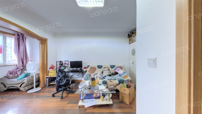 金磊苑二手房实景图