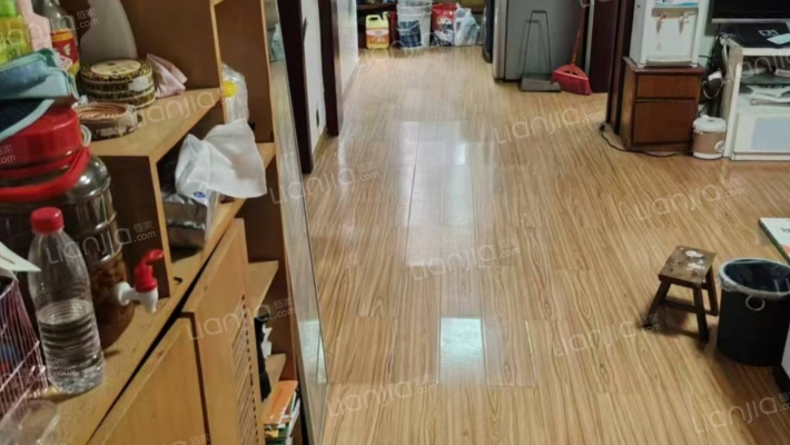 致祥路73号二手房实景图