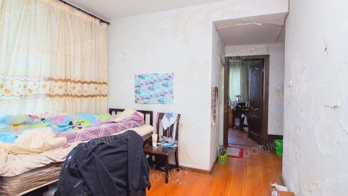 朱方路211号二手房实景图