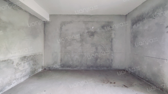 庆隆南山高尔夫国际社区钻石岛二手房实景图