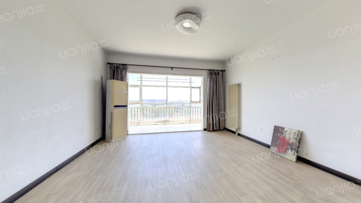 世华水岸F区二手房实景图