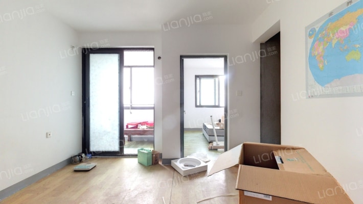 妙虹新苑二手房实景图