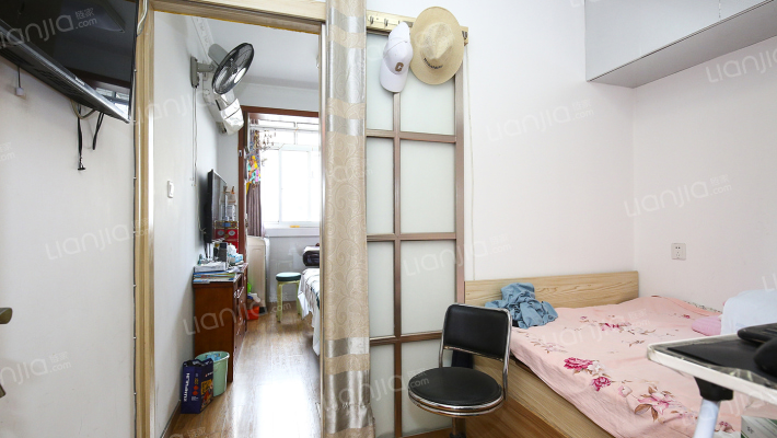 忠烈小区二手房实景图