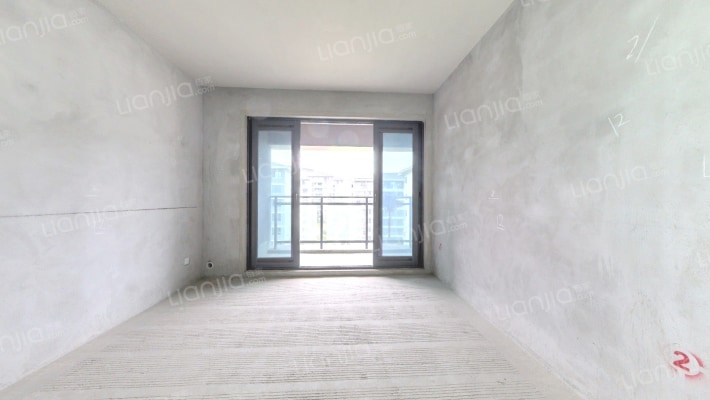 中国铁建云锦山二手房实景图